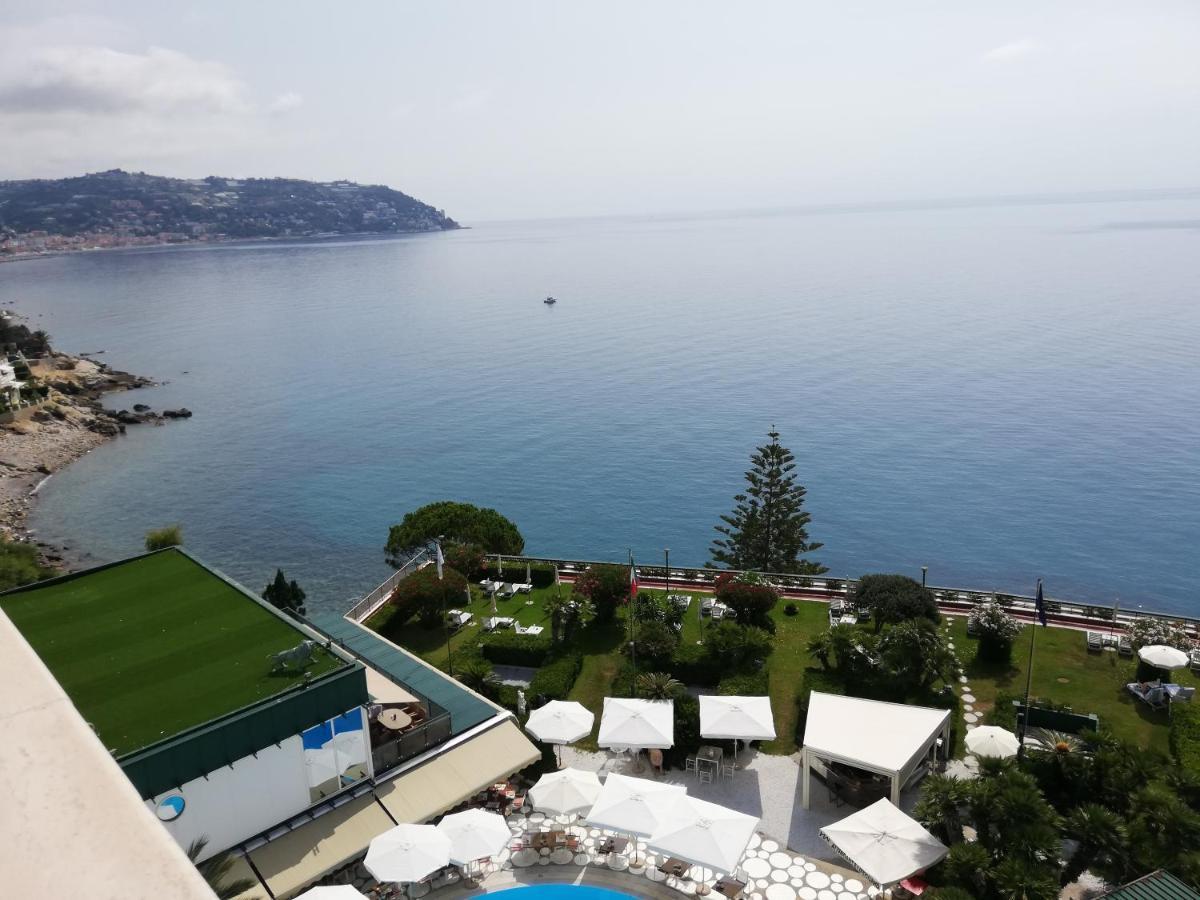 Grand Hotel Del Mare Resort & Spa Бордигера Экстерьер фото