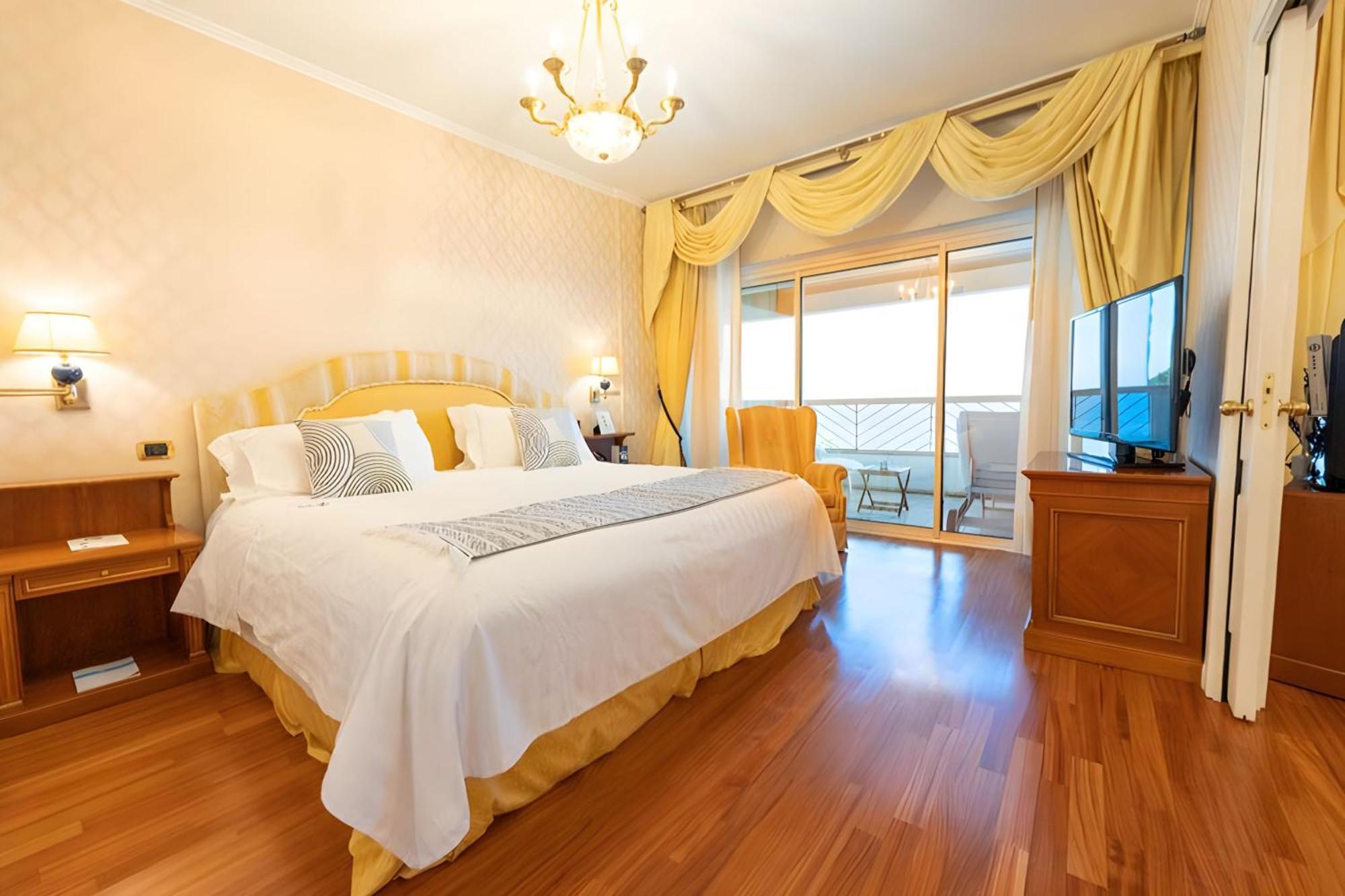 Grand Hotel Del Mare Resort & Spa Бордигера Экстерьер фото